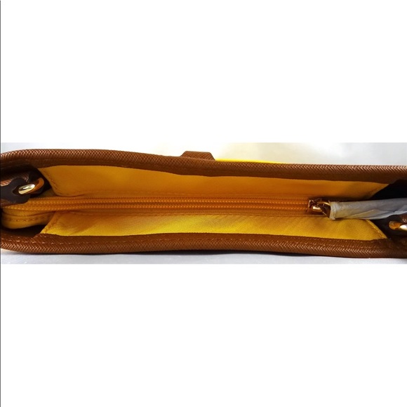 NWT- MK Authentic Crossbody Bag - Picture 5 of 8